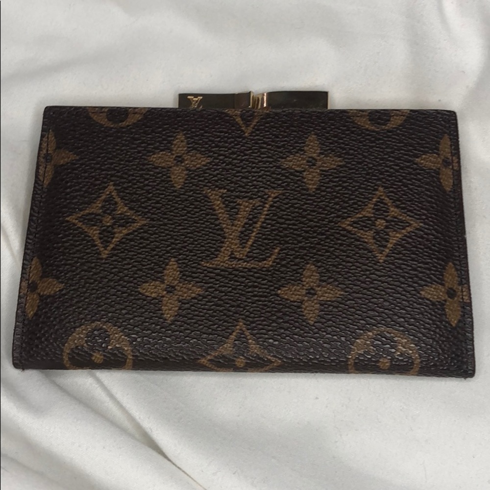 Louis Vuitton Clutch